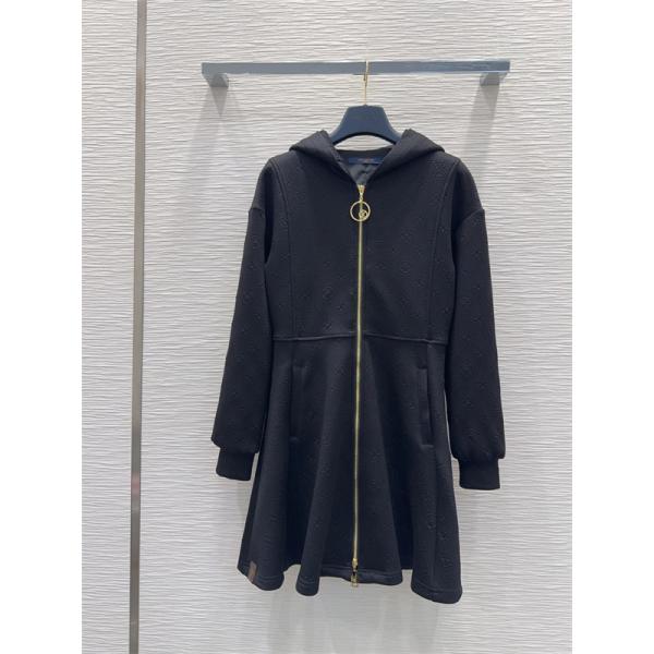 LOUIS VUITTON ルイヴィトン コピー 視線集中 フーデッド 2026新作コーデ ロングアウター