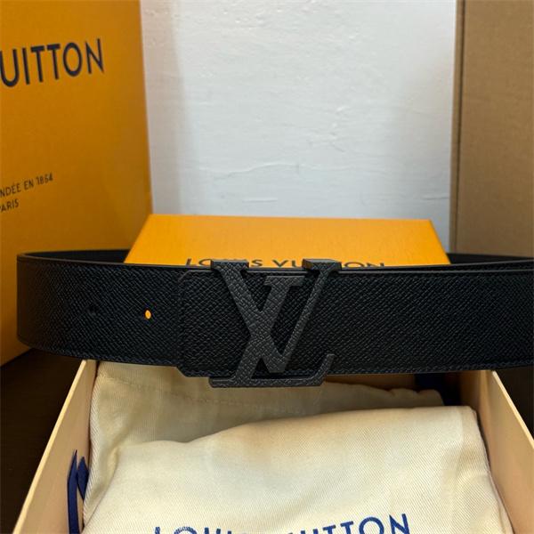 ルイヴィトン激安メンズブラックモノグラムベルト新版LVバックル洗練シンプル高級感