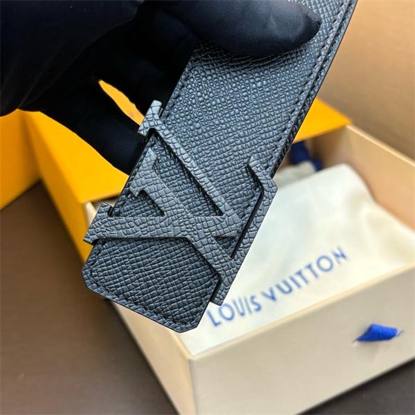 ルイヴィトン激安メンズブラックモノグラムベルト新版LVバックル洗練シンプル高級感