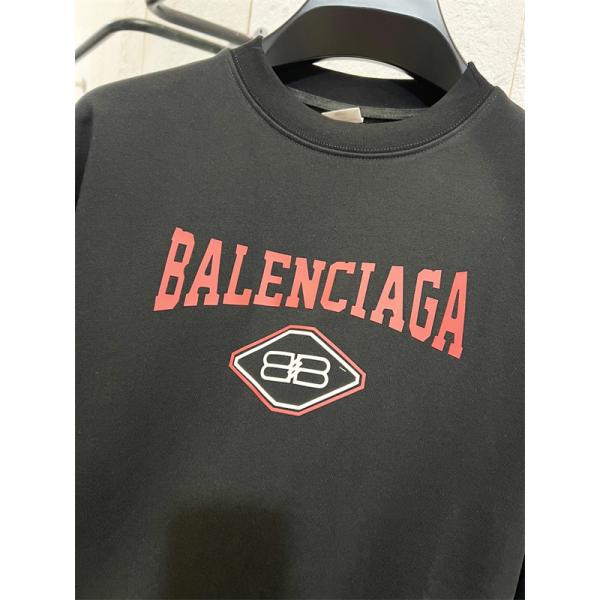 人気爆発 2026新作 肌触り良好 着心地最高 BALENCIAGA バレンシアガ コピー スウェット