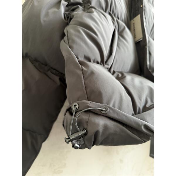 BALENCIAGA バレンシアガ コピー 注目度抜群 インパクト系 2026新作 ダウンジャケット