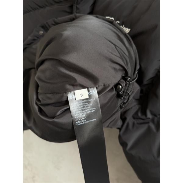 BALENCIAGA バレンシアガ コピー 注目度抜群 インパクト系 2026新作 ダウンジャケット