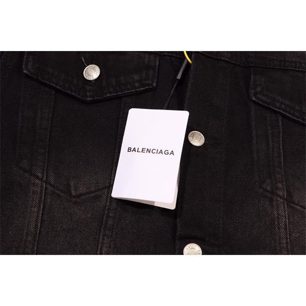 視線独占 2026新作 BALENCIAGA バレンシアガ コピー トレンド感 デニムジャケット