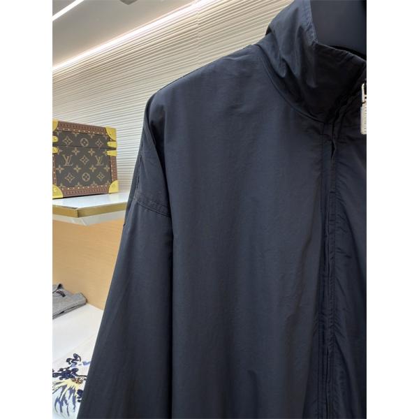 話題集中 ミニマル映え BALENCIAGA バレンシアガ コピー 2026新作 軽量 ジャケット