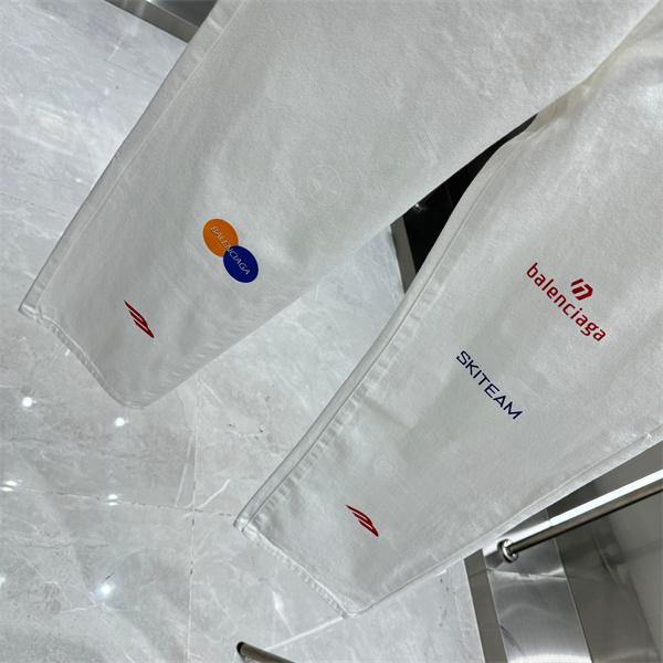 BALENCIAGA バレンシアガ コピー 2026新作 高完成度 入手困難 ストリート デニムパンツ