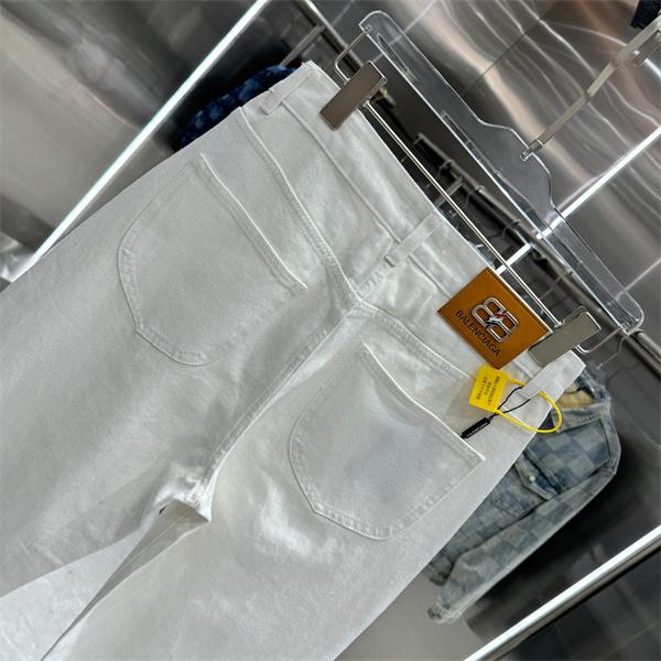 BALENCIAGA バレンシアガ コピー 2026新作 高完成度 入手困難 ストリート デニムパンツ