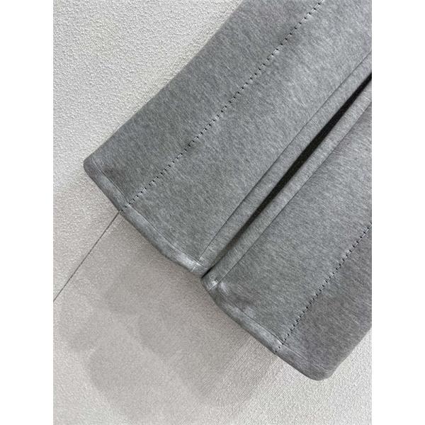 使い勝手2026人気☆MIUMIUスウェットパンツスーパーコピーお洒落快適ミュウミュウ通販