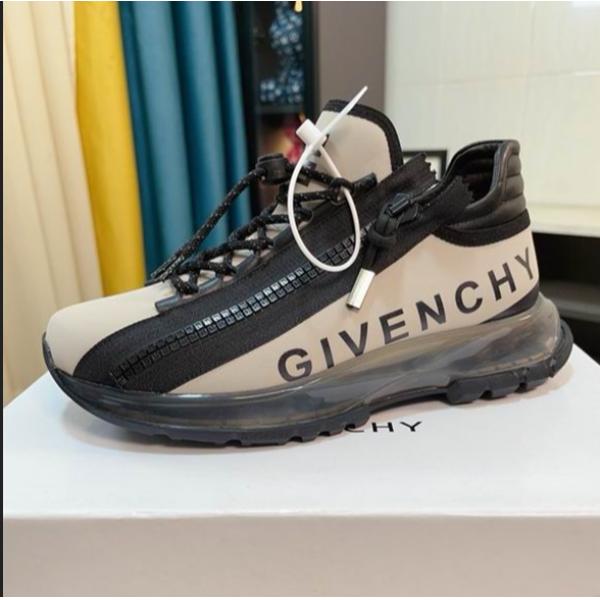 個性派☆ジバンシー スニーカーコピー2026年春夏GIVENCHY新作遊び心のある大きなトレンド