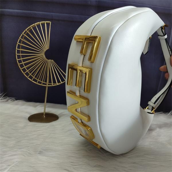  2026新作 高品質 ミニマル設計 洗練 FENDI フェンディ コピー ショルダーバッグ
