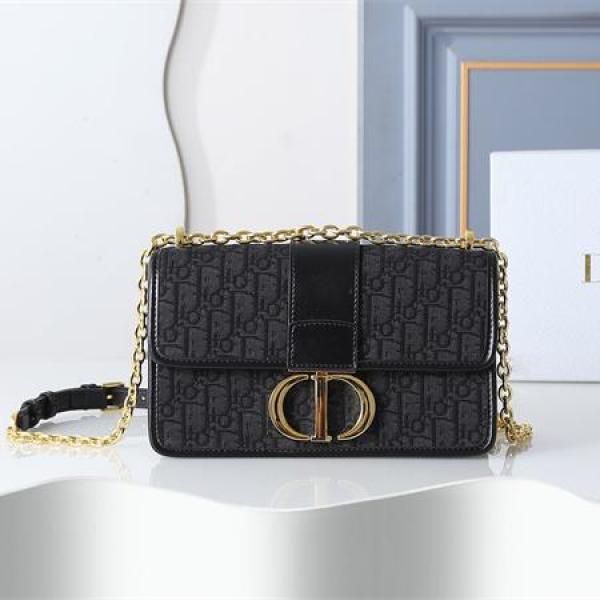  DIOR ディオール コピー 売れ筋 定番 2026新作 上質素材 エレガント バッグ