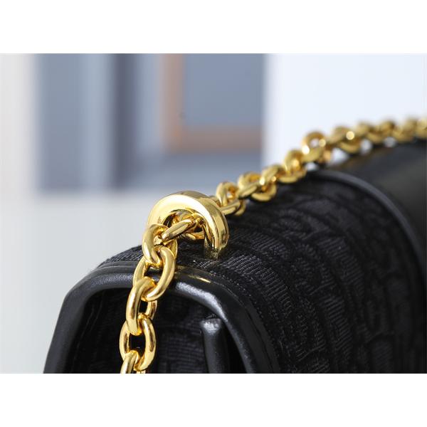  DIOR ディオール コピー 売れ筋 定番 2026新作 上質素材 エレガント バッグ