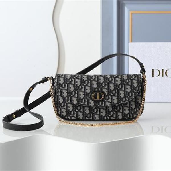 視線集中 アイコン映え 2026新作 DIOR ディオール コピー ショルダーバッグ