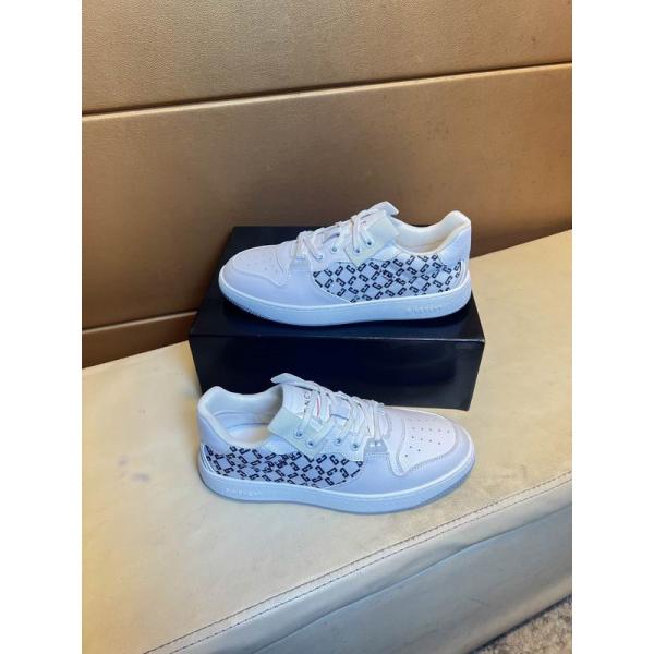 カッコ良い☆GIVENCHYジバンシースニーカーコピー2026トレントファッション性抜群