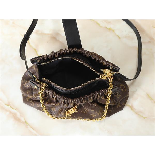 LOUIS VUITTON ルイヴィトン コピー 話題沸騰 2026新作 高級感 クラシック バッグ