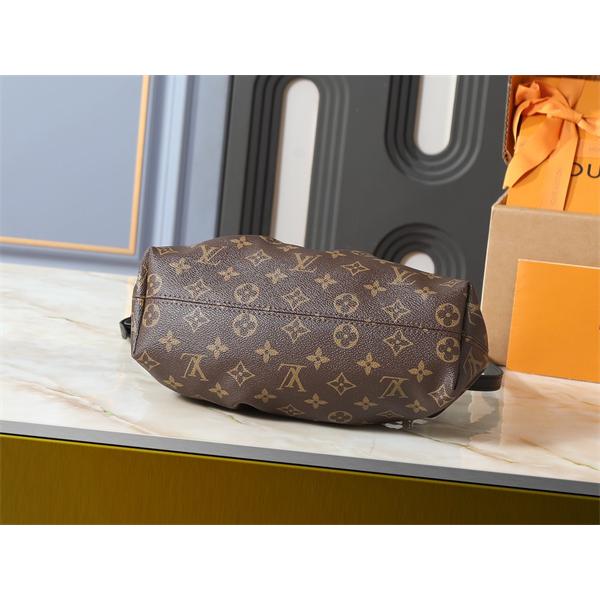 LOUIS VUITTON ルイヴィトン コピー 話題沸騰 2026新作 高級感 クラシック バッグ