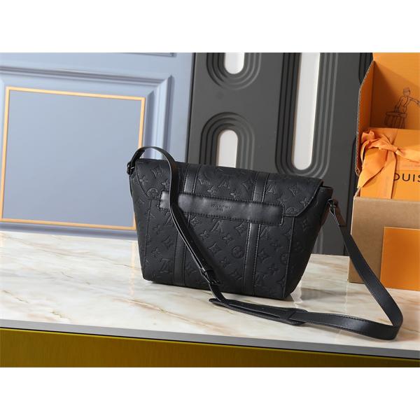 注目集中 エンボス 2026新作 上質 ショルダーバッグ LOUIS VUITTON ルイヴィトン コピー