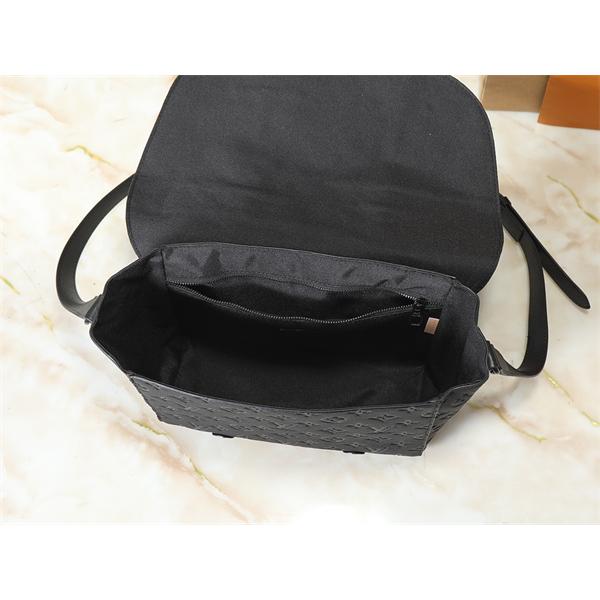 注目集中 エンボス 2026新作 上質 ショルダーバッグ LOUIS VUITTON ルイヴィトン コピー