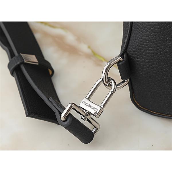 LOUIS VUITTON ルイヴィトン コピー 2026新作 上質素材 モード感 個性派 バッグ