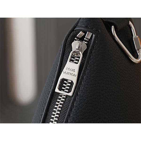 LOUIS VUITTON ルイヴィトン コピー 2026新作 上質素材 モード感 個性派 バッグ