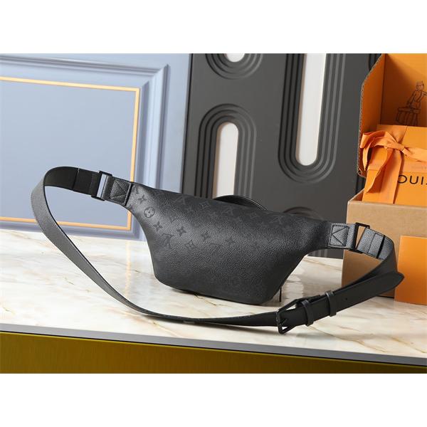 スポーツ融合 2026新作 高耐久 ミニマル ボディバッグ LOUIS VUITTON ルイヴィトン コピー