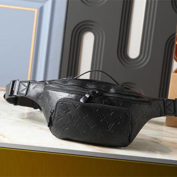 LOUIS VUITTON ルイヴィトン コピー 2026新作 高耐久 ミニマル設計 スポーツ ボディバッグ