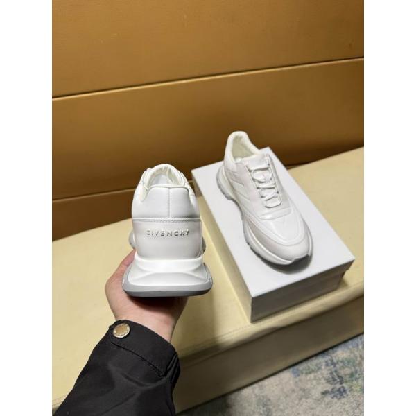 快適な履き心地ジバンシー靴スーパーコピー2026新作GIVENCHYメンズファッションスニーカー