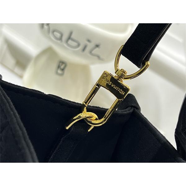 LOUIS VUITTON ルイヴィトン コピー 数量限定 高級感 エンボス加工 上品 ハンドバッグ