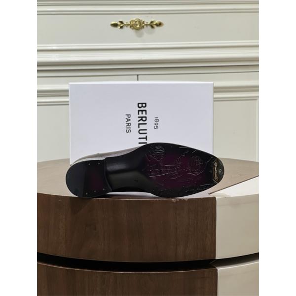 Berluti ベルルッティ コピー 話題 2026新作 上質仕立て クラシックビジネス シューズ