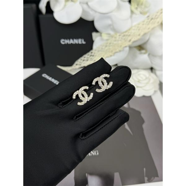 2026秋冬の必需品 使いやすい シャネルピアスコピー 激安(日本最大級)