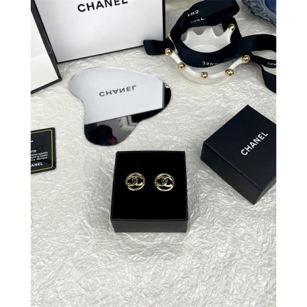 普段使いもオフィスもOK シャネルピアス コピー 激安(日本最大級)