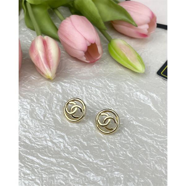 普段使いもオフィスもOK シャネルピアス コピー 激安(日本最大級)