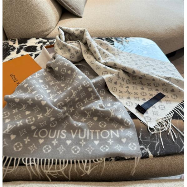 ランキング入賞の人気商品 ルイ ヴィトン LOUIS VUITTON ロングマフラー コピー 激安(日本最大級) 50*180cm