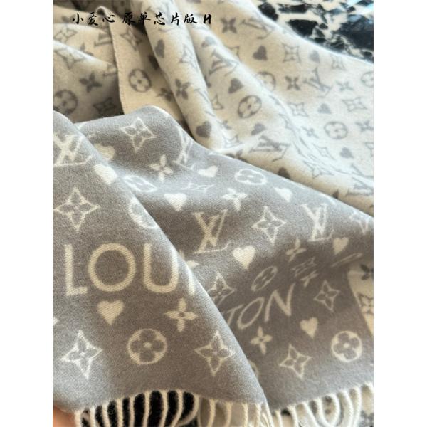 ランキング入賞の人気商品 ルイ ヴィトン LOUIS VUITTON ロングマフラー コピー 激安(日本最大級) 50*180cm