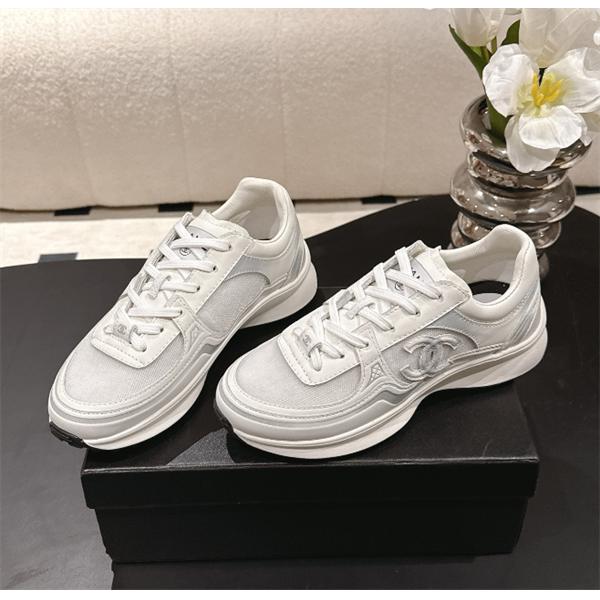 ナチュラルコーデに使いやすい  お洒落 シャネルランニングシューズ コピー 激安(日本最大級)