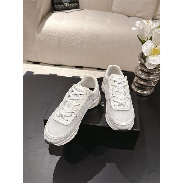 ナチュラルコーデに使いやすい  お洒落 シャネルランニングシューズ コピー 激安(日本最大級)