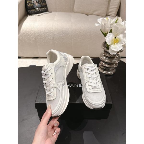 ナチュラルコーデに使いやすい  お洒落 シャネルランニングシューズ コピー 激安(日本最大級)