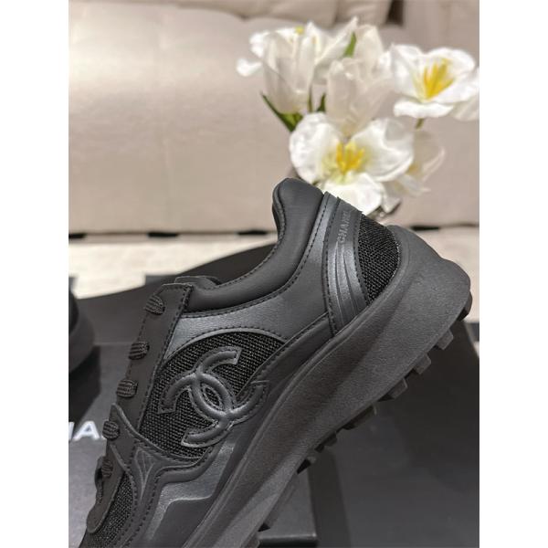 New Arrival☆☆ランニングシューズ この秋で旬のスタイルを楽しむ  シャネル靴コピー 激安(日本最大級)