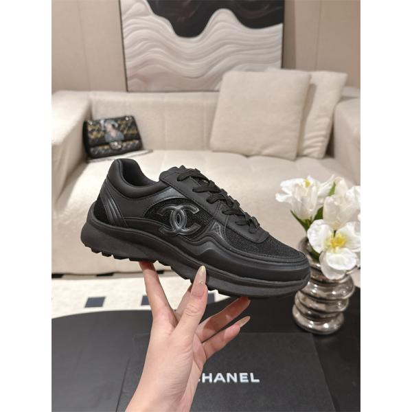 New Arrival☆☆ランニングシューズ この秋で旬のスタイルを楽しむ  シャネル靴コピー 激安(日本最大級)