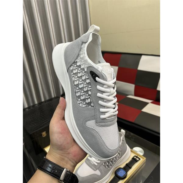 2026秋冬におすすめ着こなし  ディオール スニーカーコピーDIOR  激安(日本最大級)