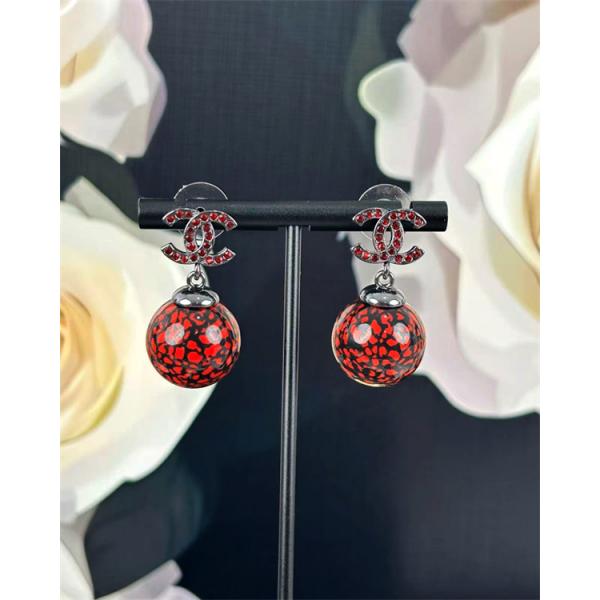 秋冬おしゃれをより楽しませる  シャネルピアス コピー 激安(日本最大級)