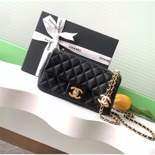 2026新作 シャネル  ショルダーバッグ コピー25b個性的なデザイン_激安(日本最大級)