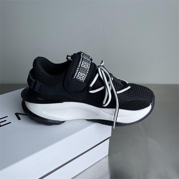 春夏大活躍人気アイテム 2026SSコレクションに新着 ジバンシースニーカーコピー GIVENCHY カジュアルシューズ