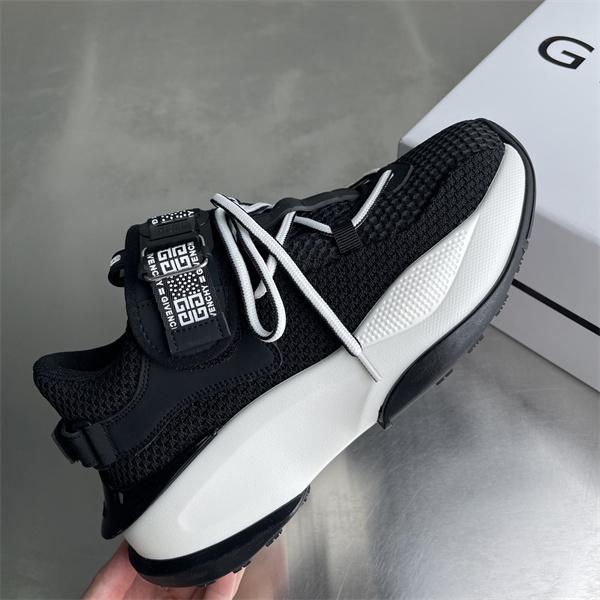 春夏大活躍人気アイテム 2026SSコレクションに新着 ジバンシースニーカーコピー GIVENCHY カジュアルシューズ