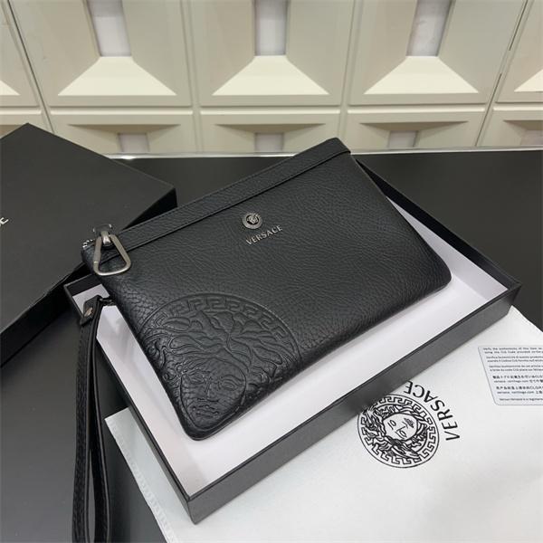 大歓迎 ヴェルサーチ 手持ちバッグコピーVERSACE ポーチ 2026夏 数量限定 激安(日本最大級)