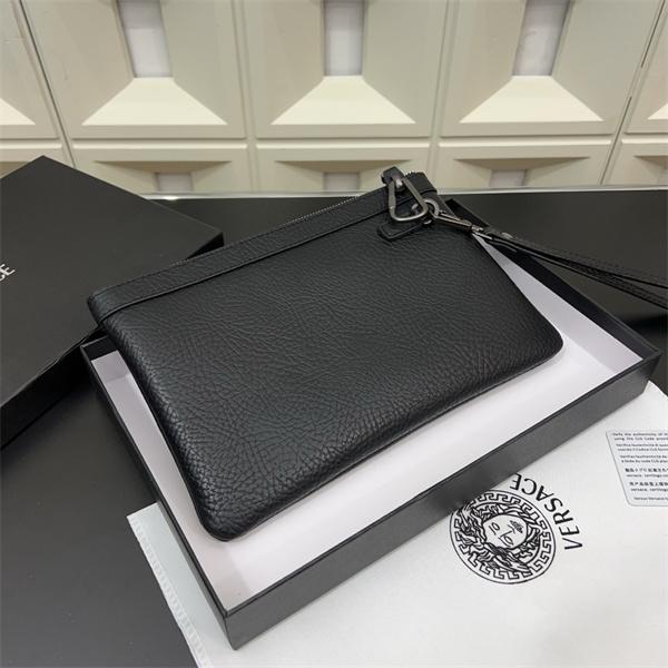 大歓迎 ヴェルサーチ 手持ちバッグコピーVERSACE ポーチ 2026夏 数量限定 激安(日本最大級)