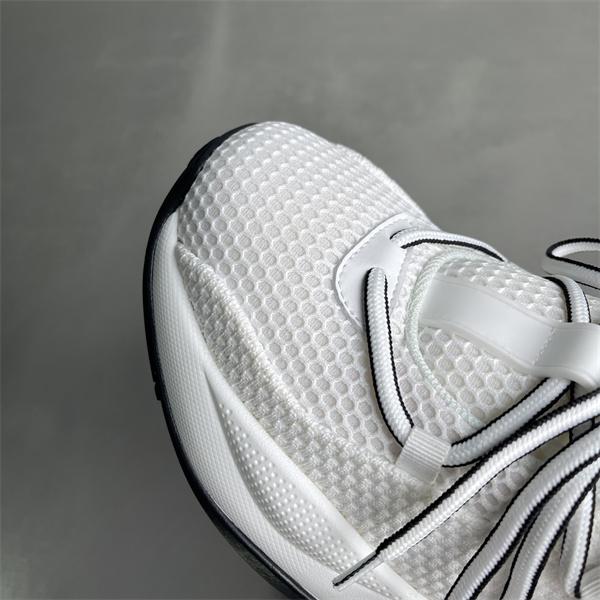 ジバンシー  スニーカー コピーラフさとおしゃれを両立 GIVENCHY 春夏トレンドの取り入れる激安(日本最大級)