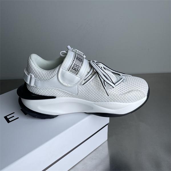 ジバンシー  スニーカー コピーラフさとおしゃれを両立 GIVENCHY 春夏トレンドの取り入れる激安(日本最大級)