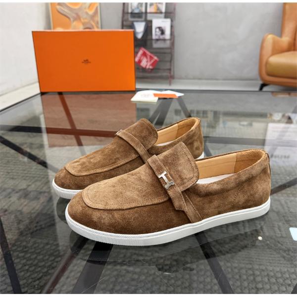 簡単に秋冬の雰囲気を演出 エルメススニーカーコピー2026流...