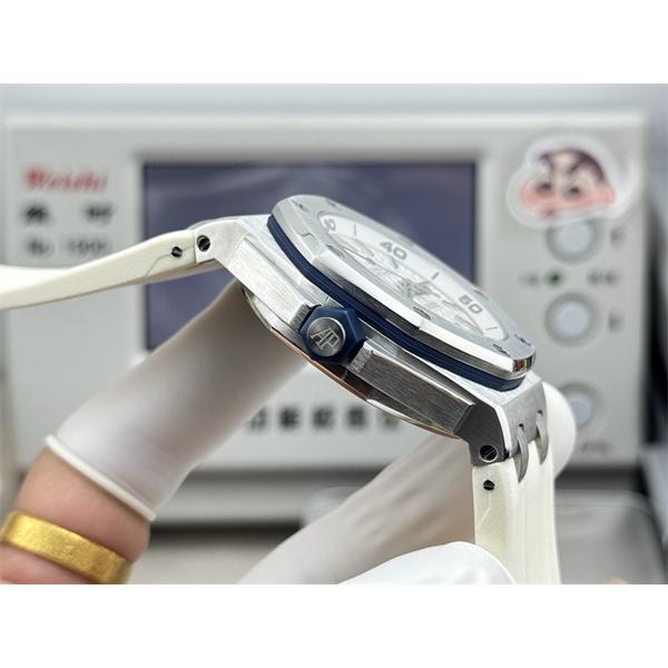 強い魅力を感じる一枚 2026 男性用 AUDEMARS PIGUET オーデマ ピゲ 腕時計コピー 激安(日本最大級)42mmX14.1mm