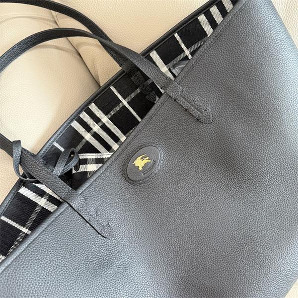 バーバリートートバッグコピー BURBERRY2026年秋冬シーズン 現代的な印象Bloomsbury_ブランド激安通販 専門店